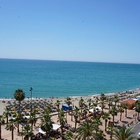 Beachfront Apartment In Fuengirola With Sea Views Zewnętrze zdjęcie